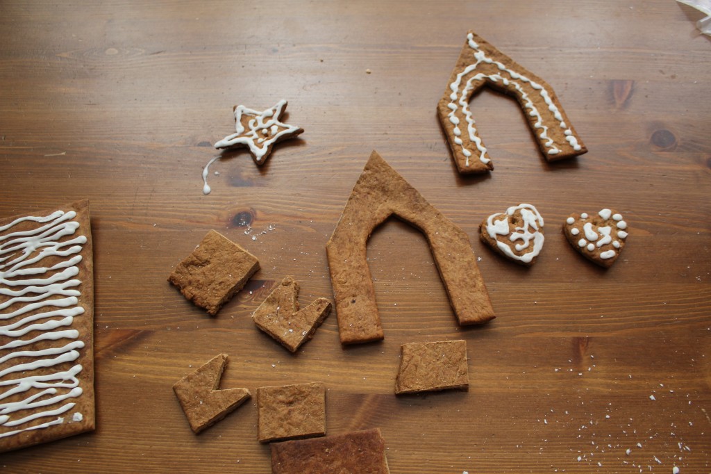 Gingerbread house parts