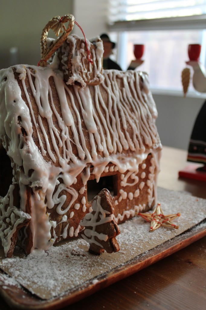 how to make gingerbread house