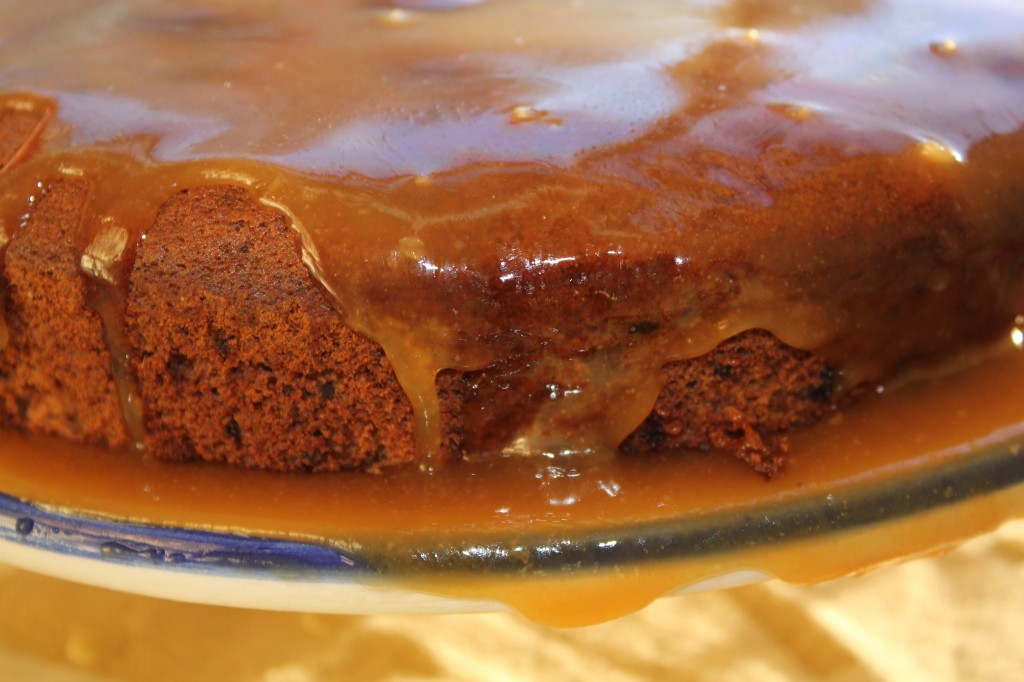 Sticky Date cake with toffee sauce