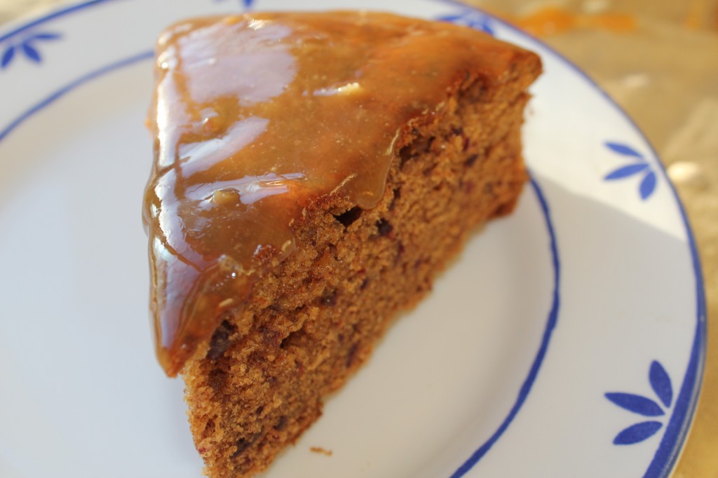 Sticky Date cake with toffee sauce